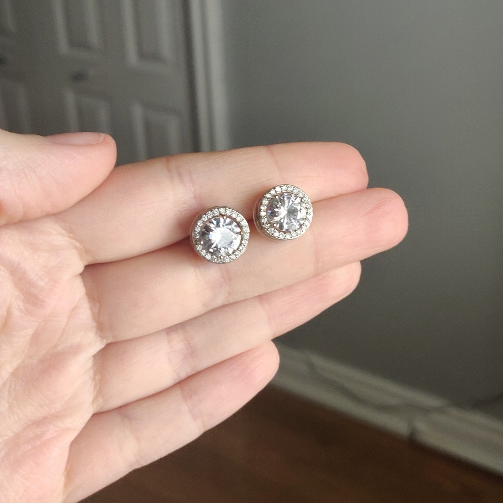 Circular halo stud earrings